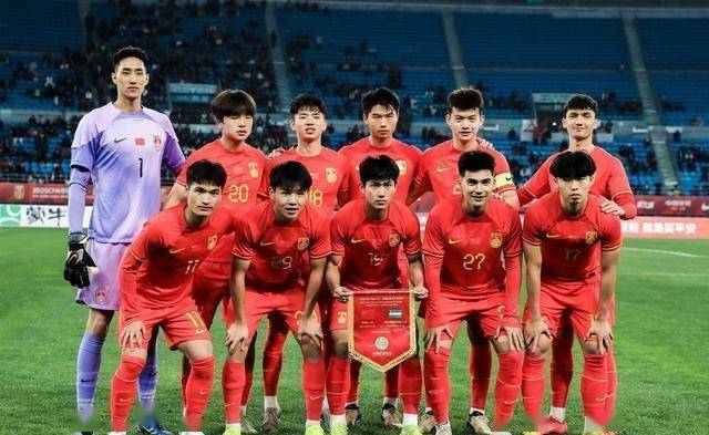 金年会app真人娱乐马拉松夜战：瓯越灰熊队读秒扳平中原貔貅队，主帅临场妙招边路成突破口