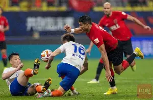 关于成都蓉城今晚防线松动冲刺阶段北京国安备战欧联，连对手都承认：Uzi与40激战雄鹿分钟的信息